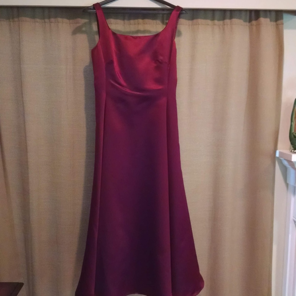 NWT - Lauren Oxfordshire Wtny red gown - Picture 2 of 8